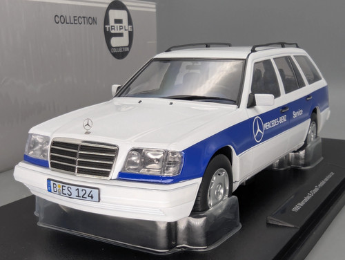 Modellautos triple9 - 1:18,