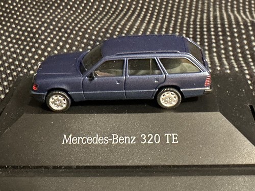 Mercedes benz modell e - -,