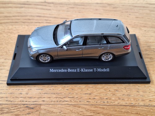 Schuco mercedes e klasse - 1:43, e-klasse